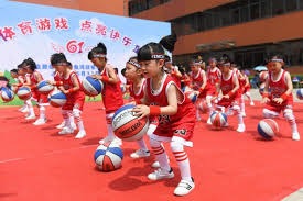 卡拉格：有些时候你看凯尔凯兹，就像是让努涅斯去踢左后卫