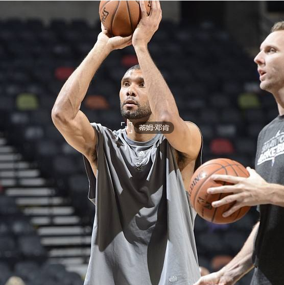 球迷们也期 球迷们也期